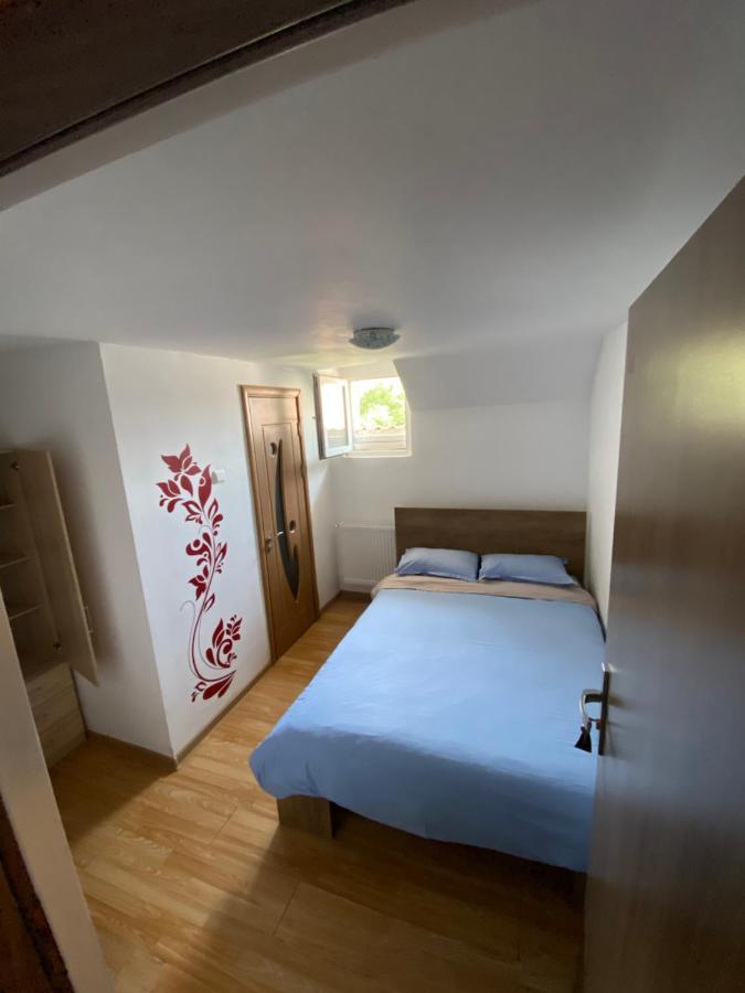 My Place - Cozy Rooms Sibiu Luaran gambar