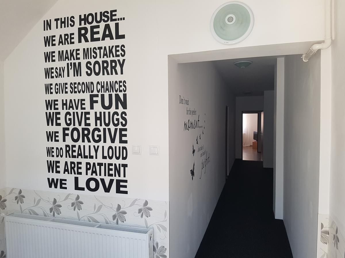 My Place - Cozy Rooms Sibiu Luaran gambar